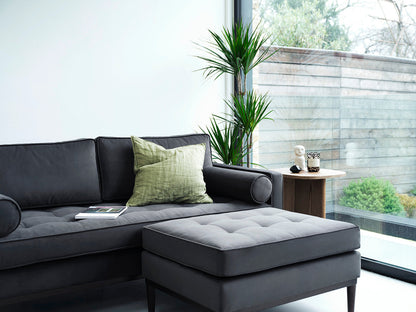 Model 02 Zweisitzer Sofa mit Hocker, Dunkelgrau