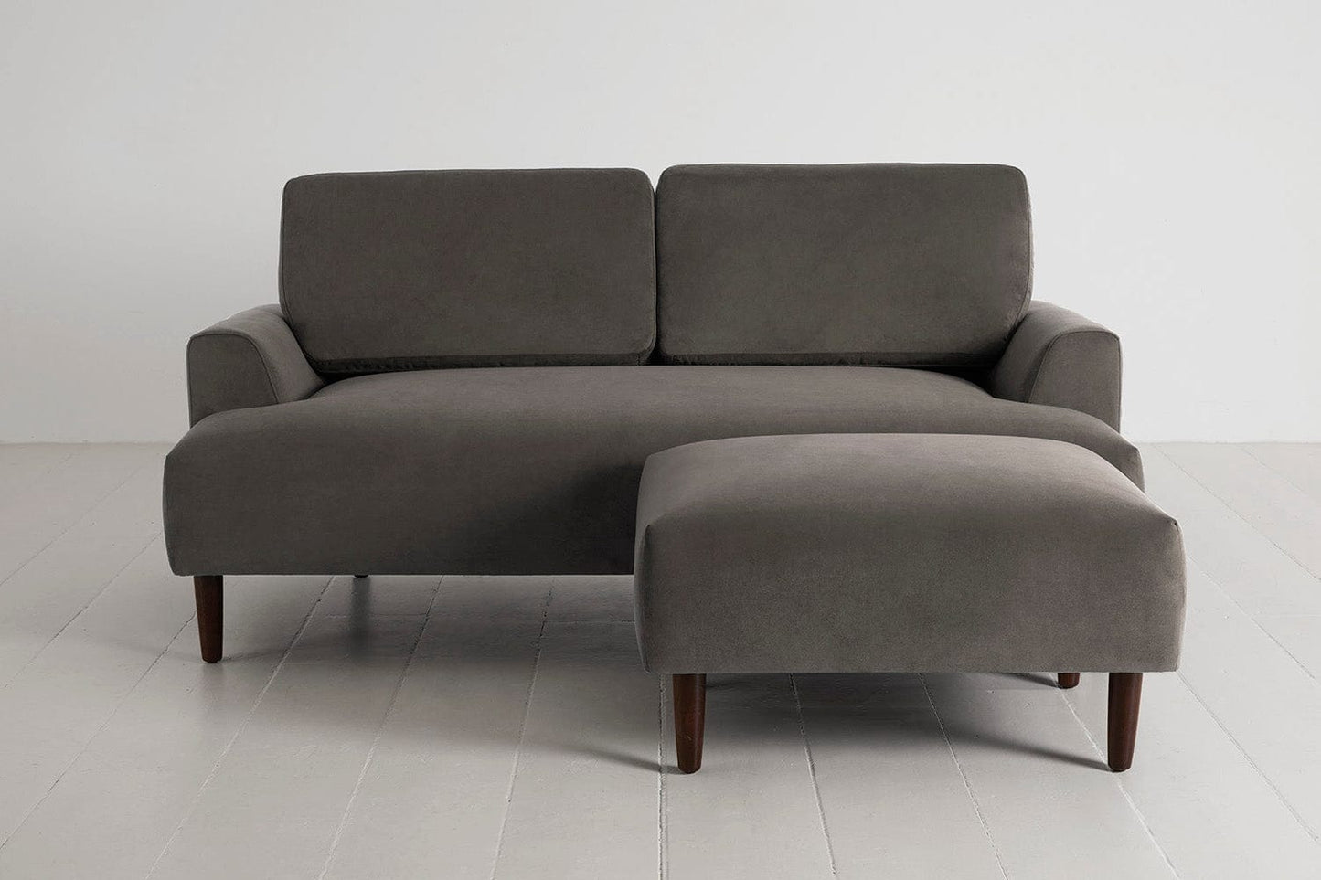 Model 05 Zweisitzer Sofa mit Hocker