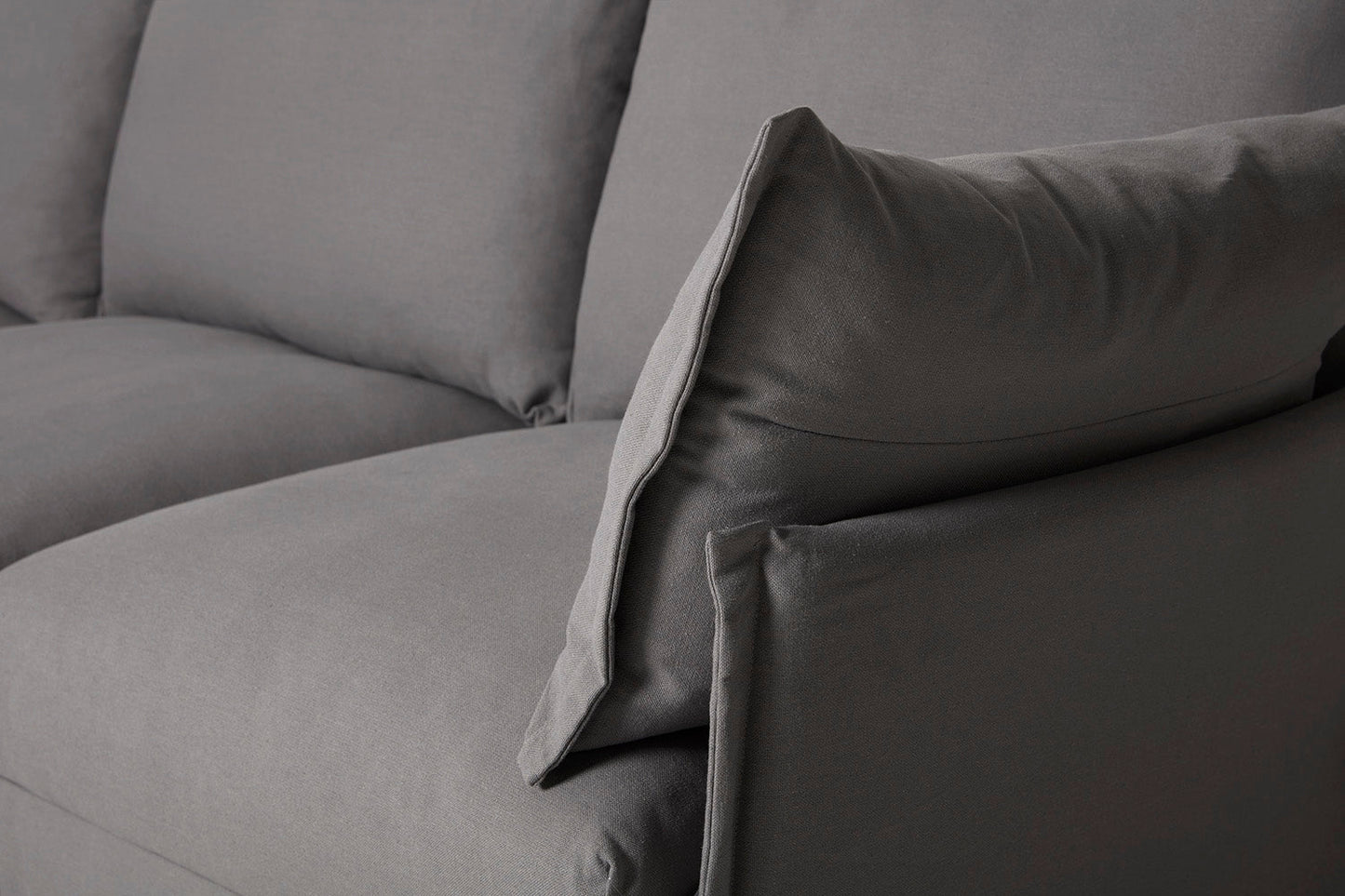Model 06 2-Seater Sofa, Risso