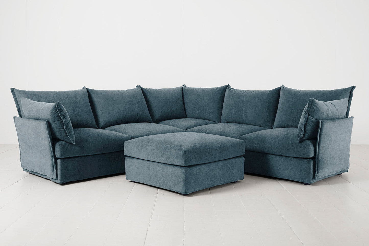 Ecksofa Model 06 mit Polsterhocker, Wasserblau