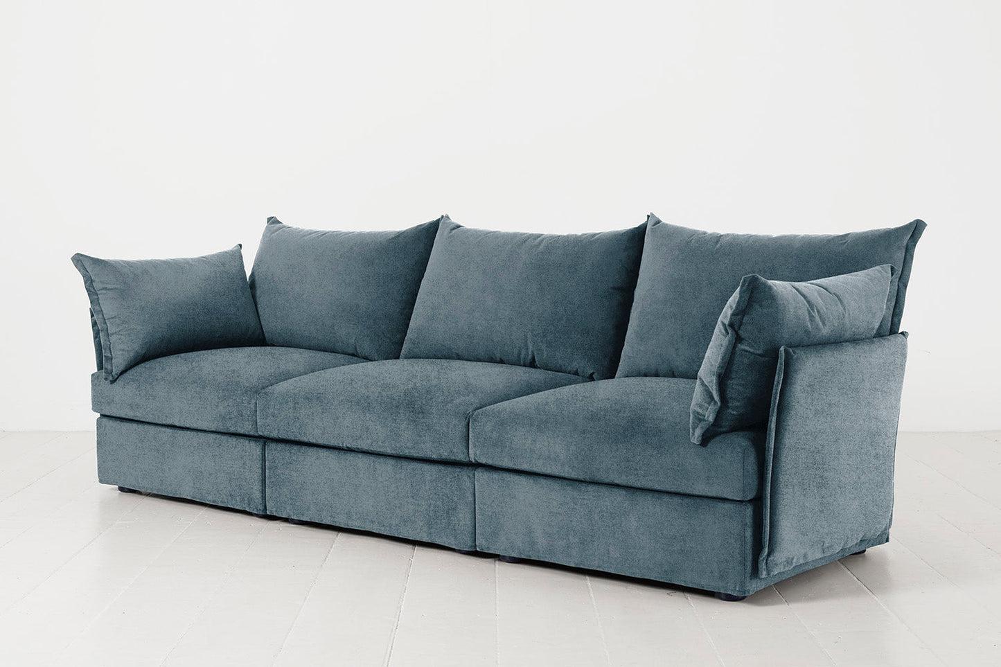 Dreisitzer-Sofa Model 06, Wasserblau