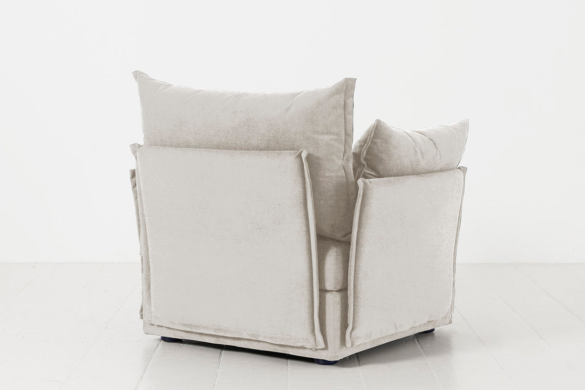 Model 06 Armchair, Chalk