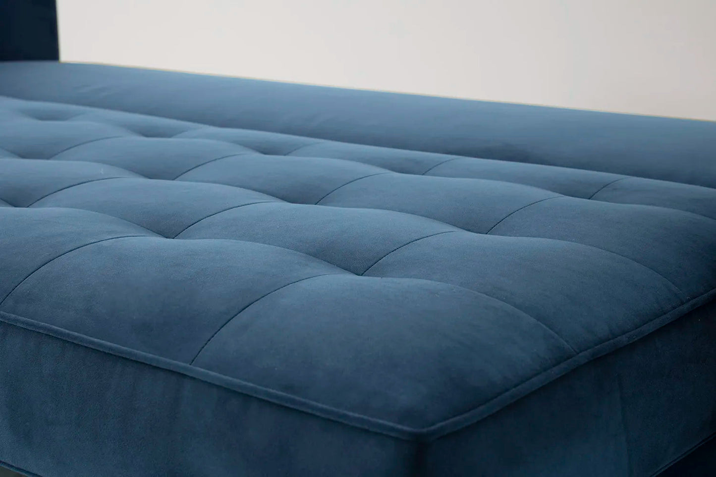 Dreisitzer-Schlafsofa Model 02