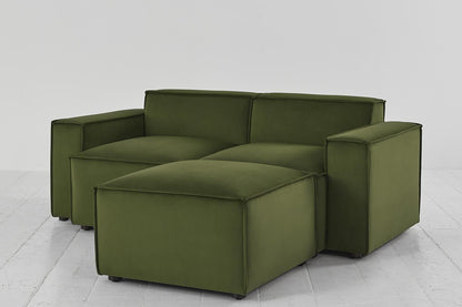 Zweisitzer-Sofa Model 03 mit Chaiselongue rechts, Laubgrün