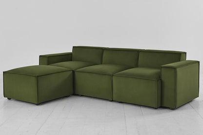 Dreisitzer-Sofa Model 03 mit Chaiselongue links, Laubgrün