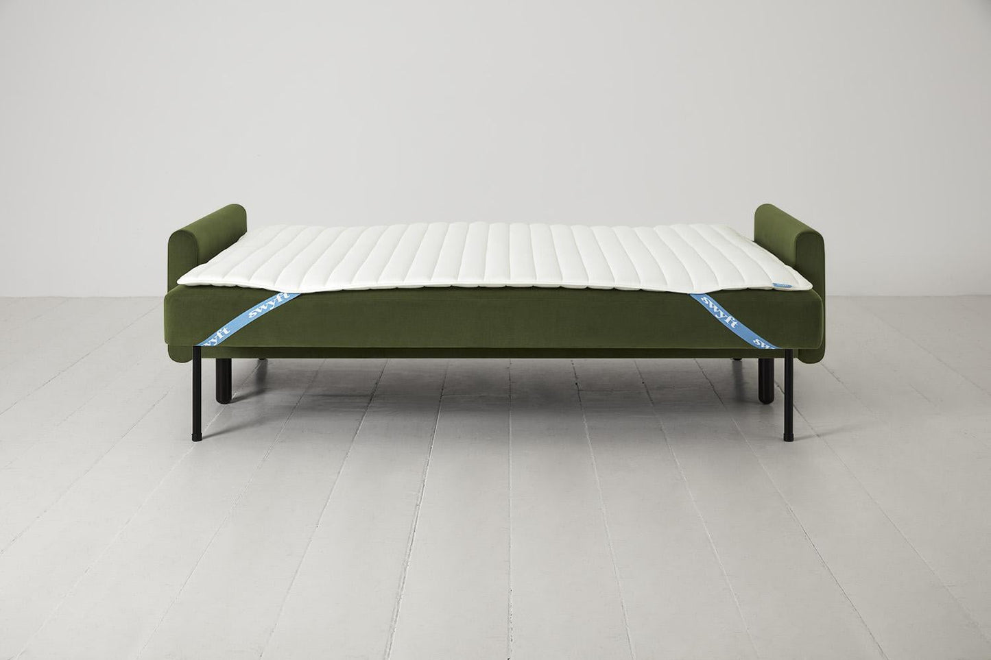 Model 04 Dreisitzer-Schlafsofa