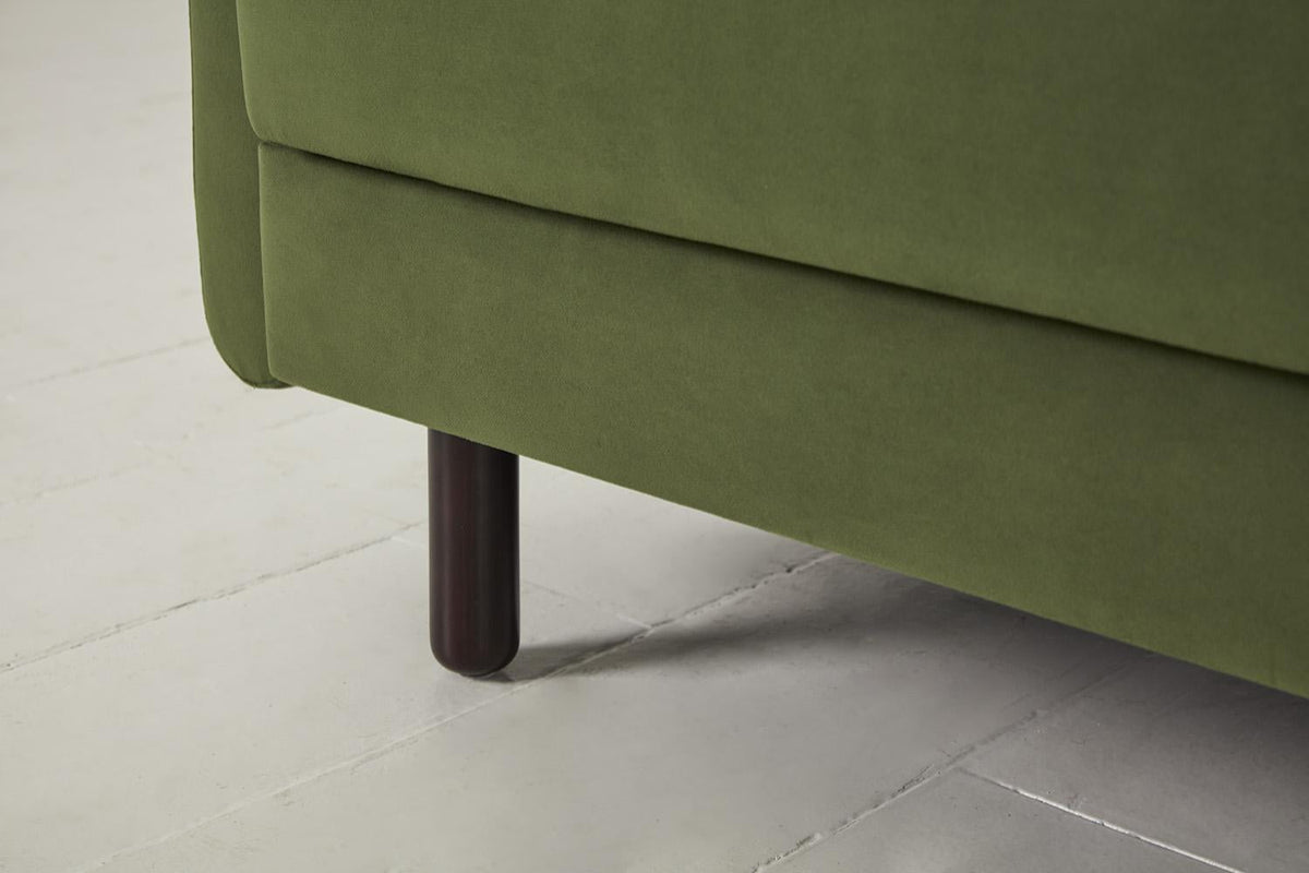 Model 04 Dreisitzer-Schlafsofa