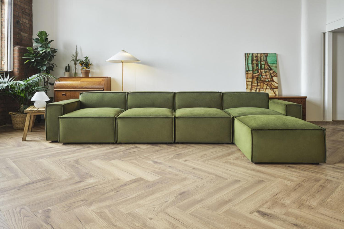Viersitzer-Sofa Model 03 mit Chaiselongue rechts