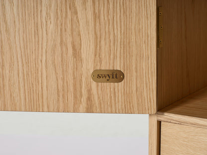 Kleiderschrank 01, Eiche