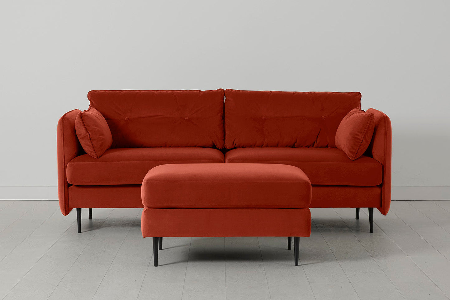 Model 19 Dreisitzer-Sofa, Paprikarot