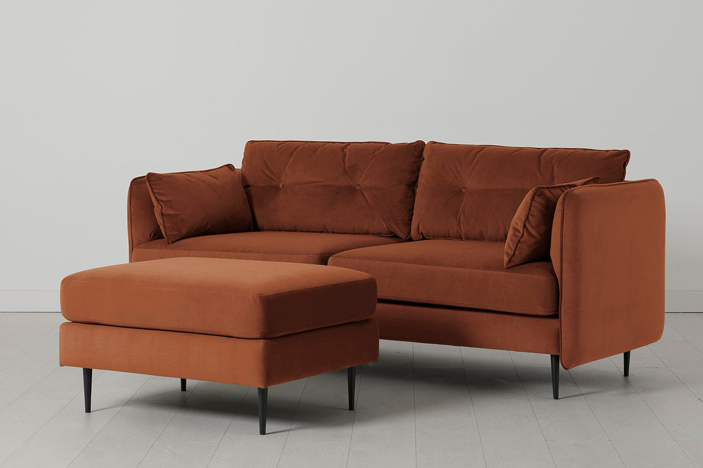Model 19 Dreisitzer-Sofa, Umbrabraun