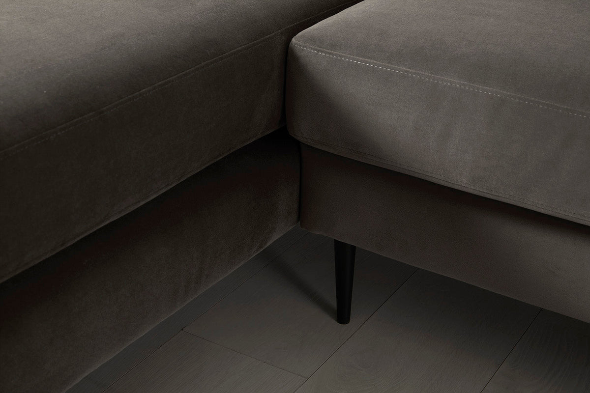 Model 19 Three-Seater Left Chaise Sofa, Elephant — Detail 01