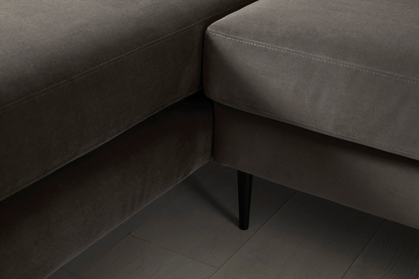 Model 19 Dreisitzer Chaiselongue-Sofa (Links), Elefantengrau