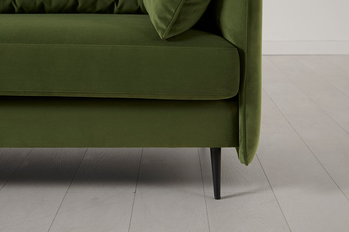 Model 19 Loveseat, Vine — Model 19 - Detail - Vine 10