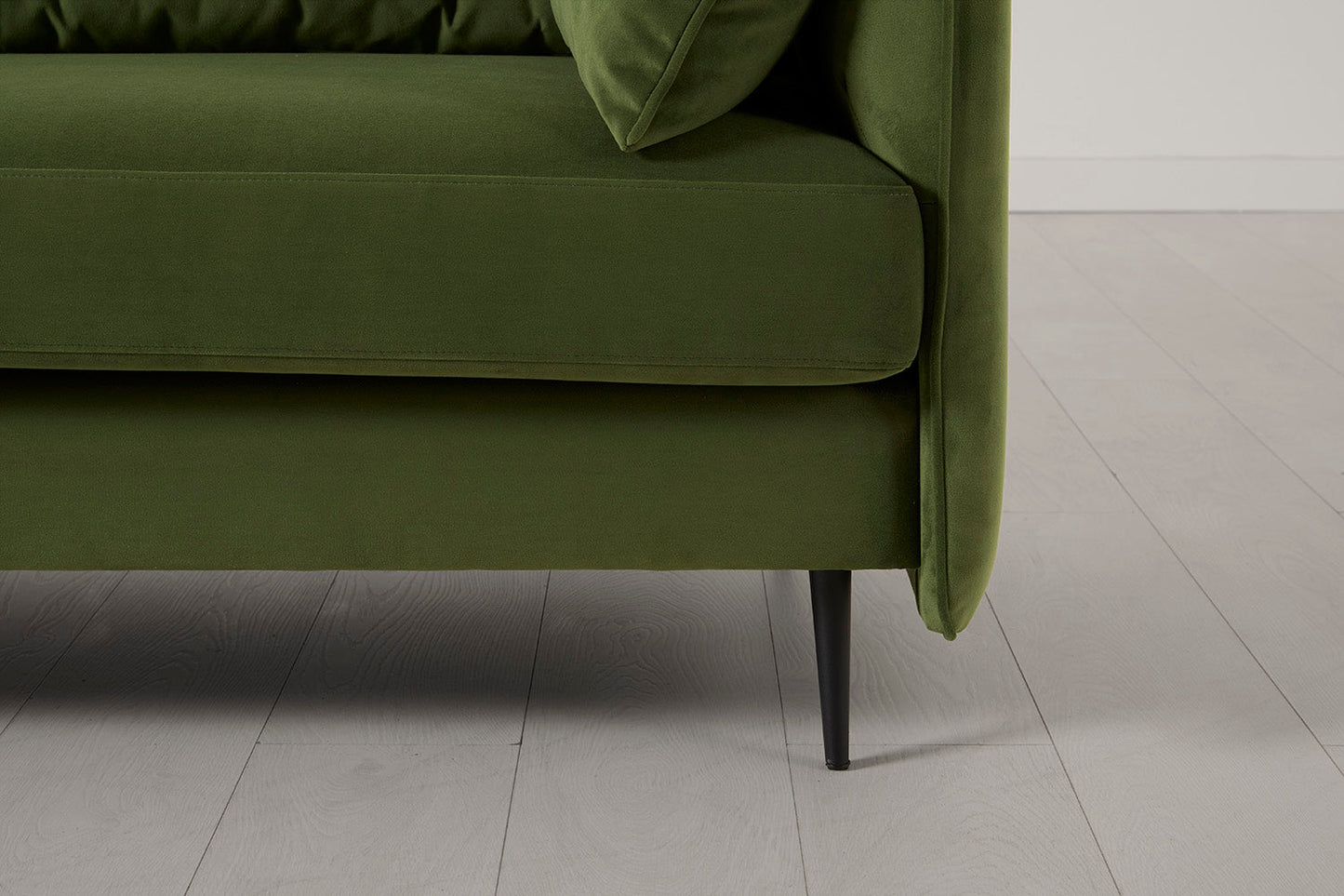 Model 19 Loveseat, Laubgrün