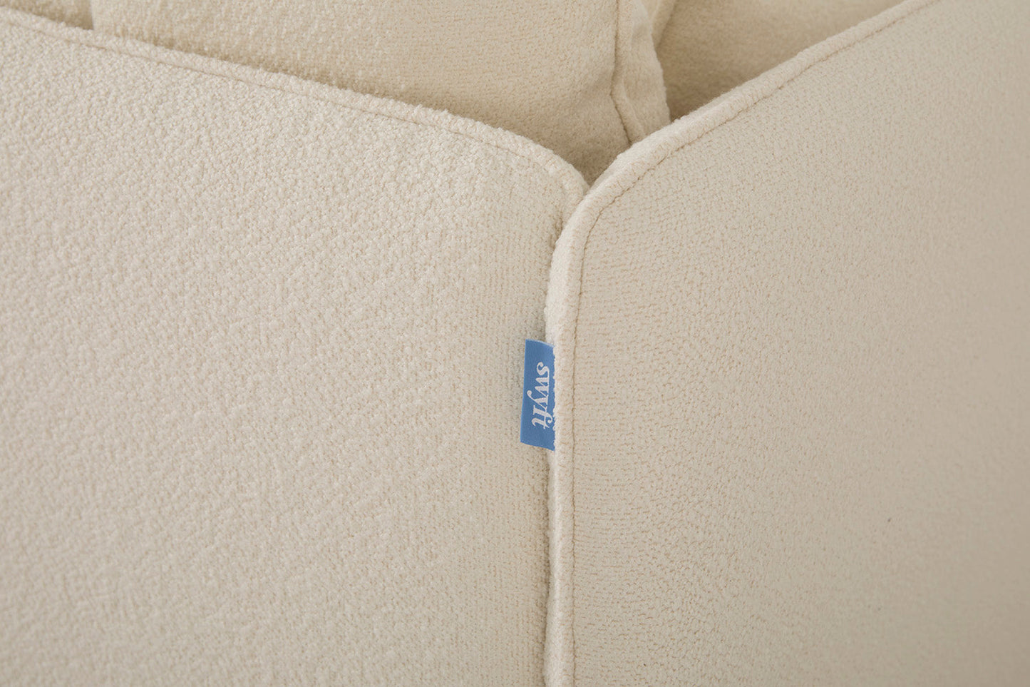 Model 19 Zweisitzer-Sofa mit Polsterhocker, Elfenbeinfarbe