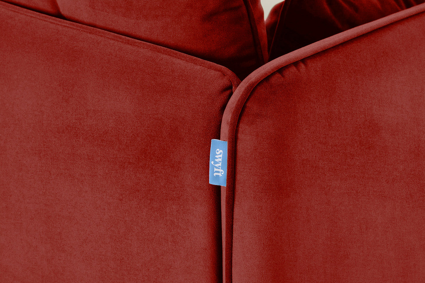 Model 19 Loveseat, Harissa