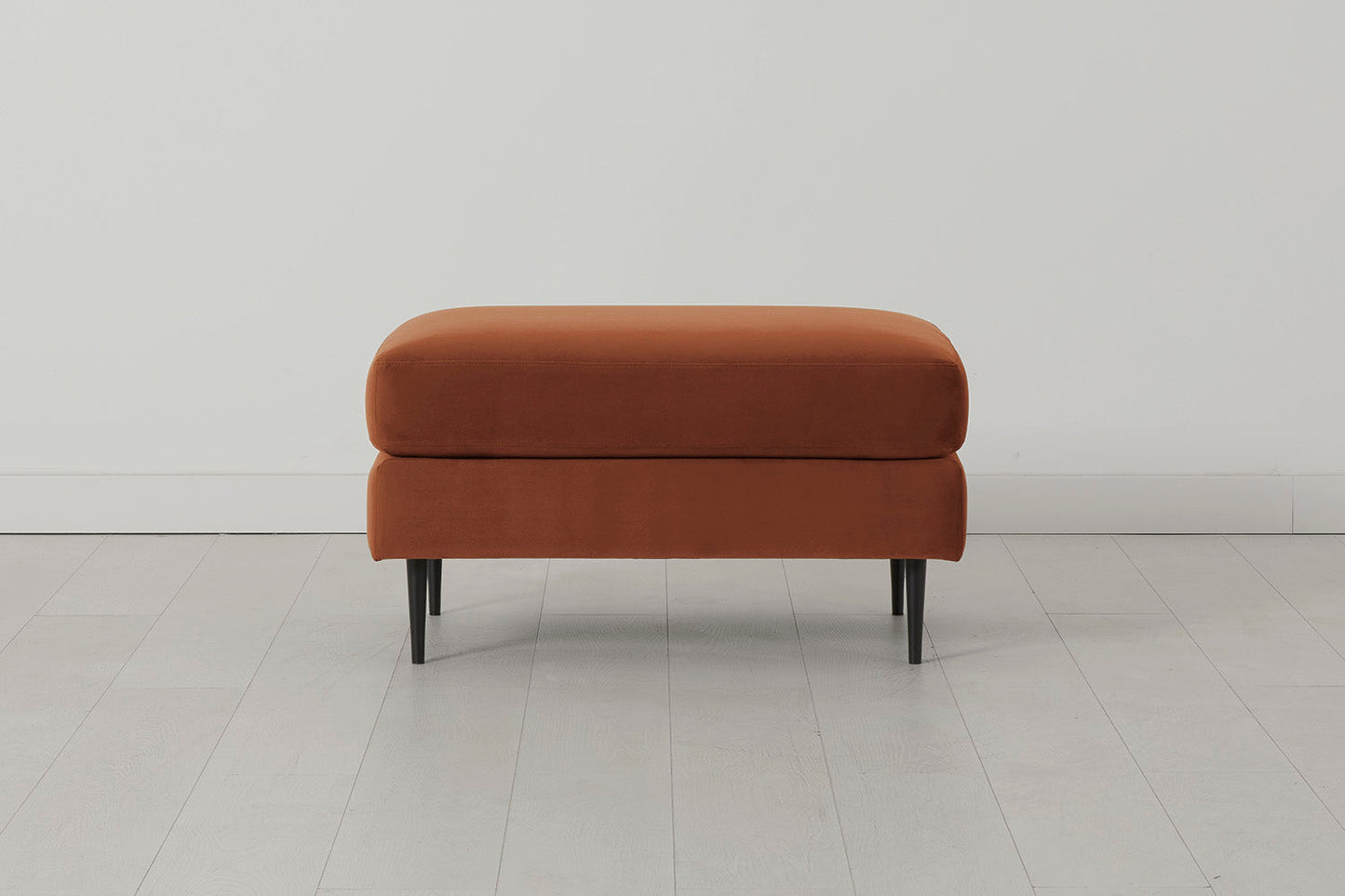 Model 19 Ottoman, Umber