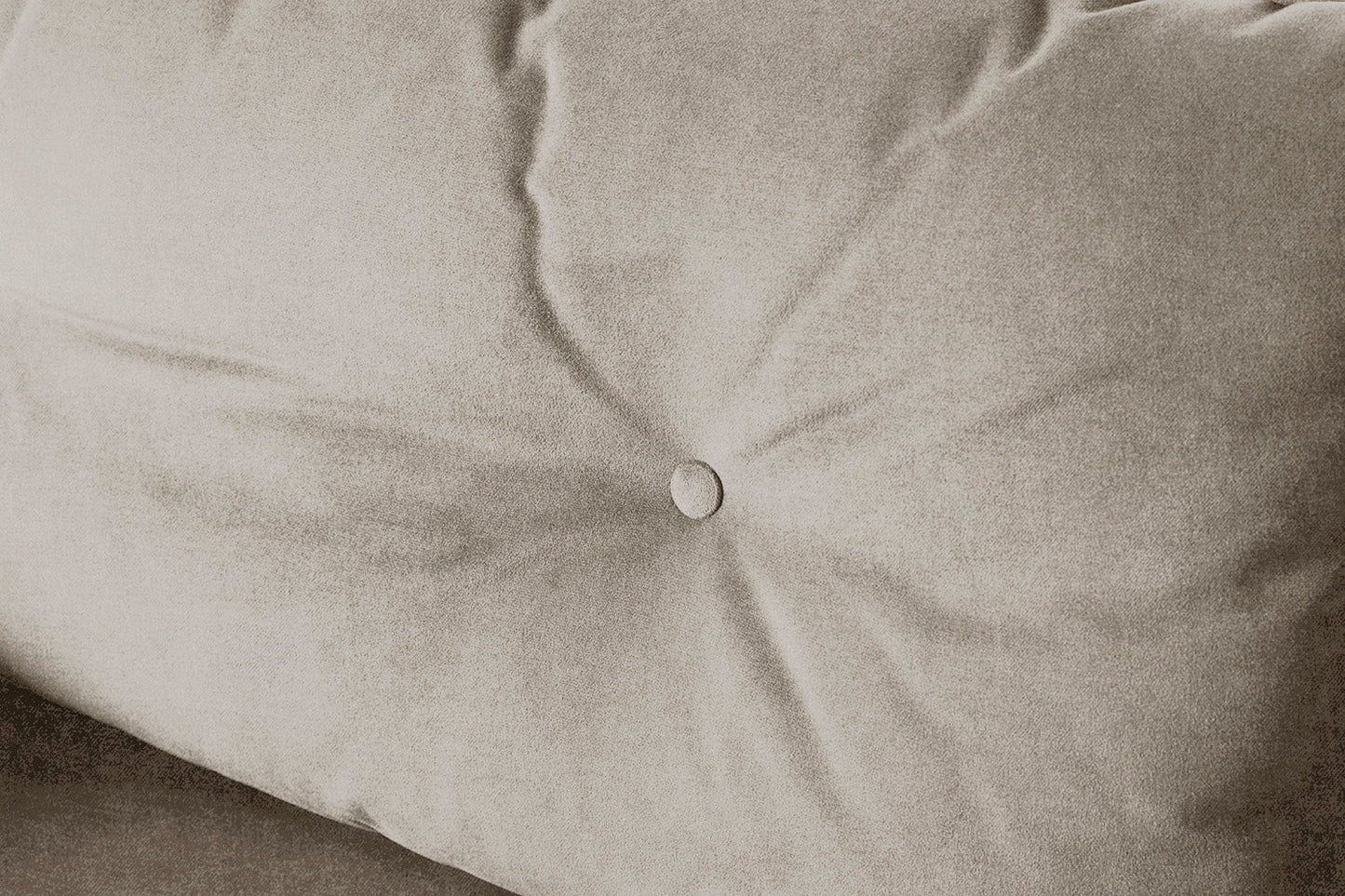 Model 19 Dreisitzer-Sofa mit Polsterhocker, Kreideweiß