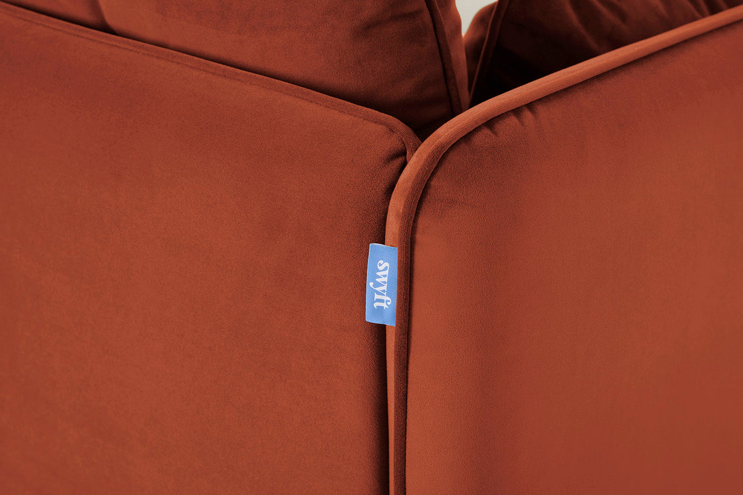 Model 19 Loveseat, Ziegelrot