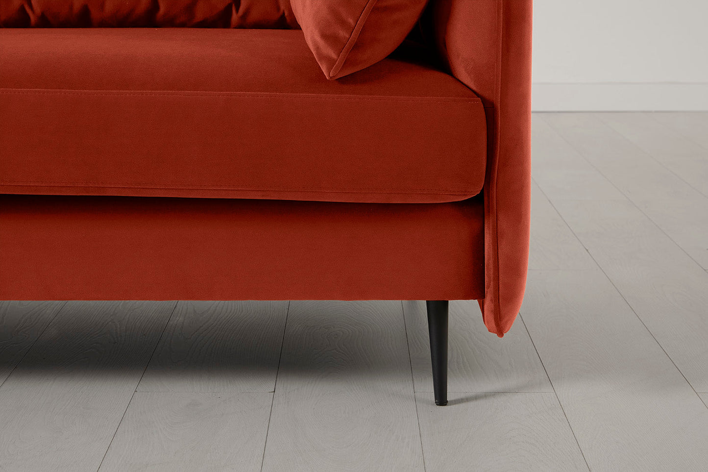 Model 19 Dreisitzer Chaiselongue-Sofa (Links), Paprikarot