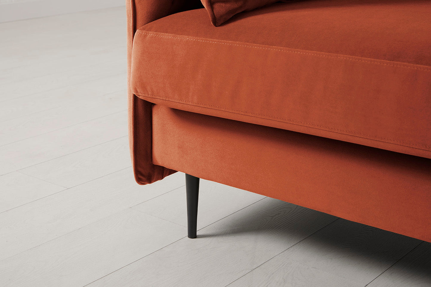 Model 19 Loveseat, Ziegelrot