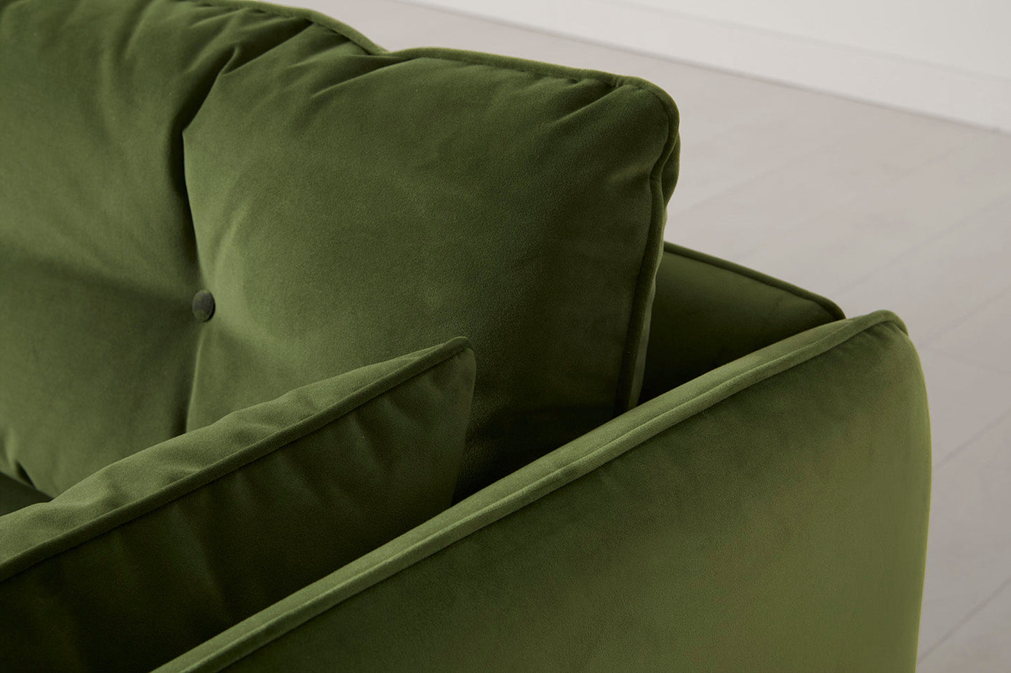 Model 19 Loveseat, Laubgrün