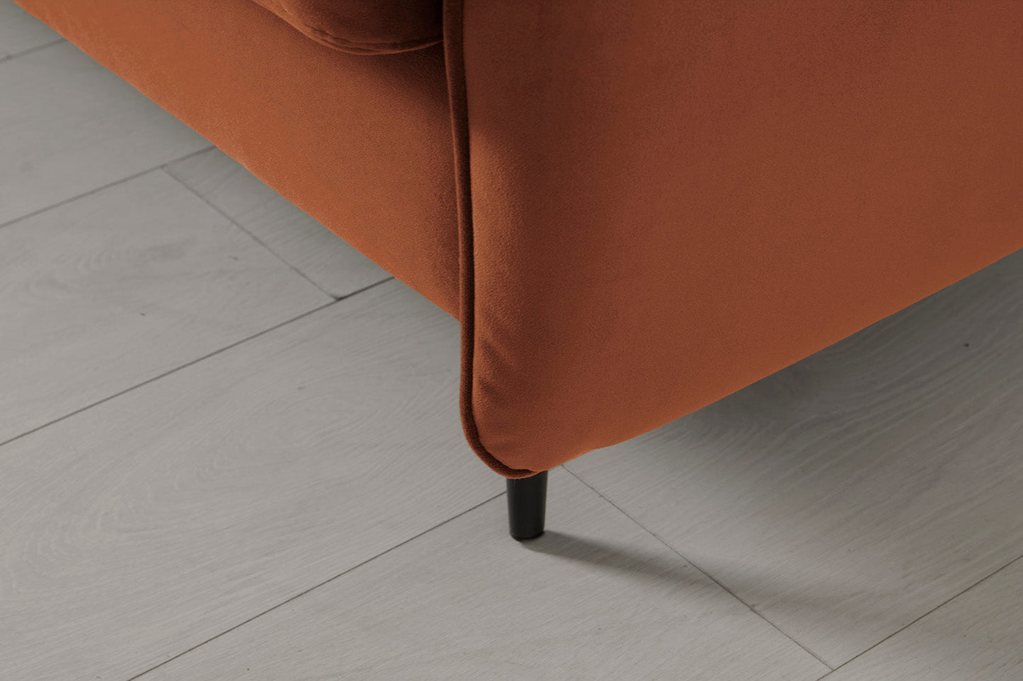 Model 19 Zweisitzer-Sofa mit Polsterhocker, Umbrabraun