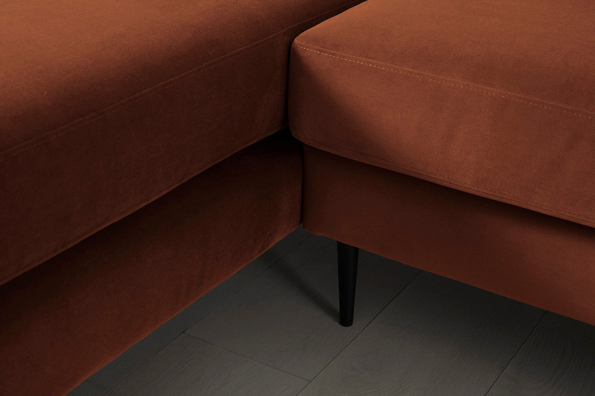 Model 19 - Detail - Umber 01