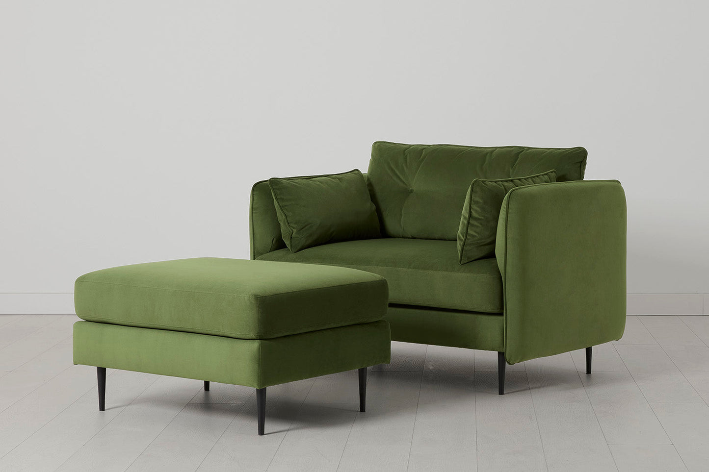 Model 19 Loveseat, Laubgrün