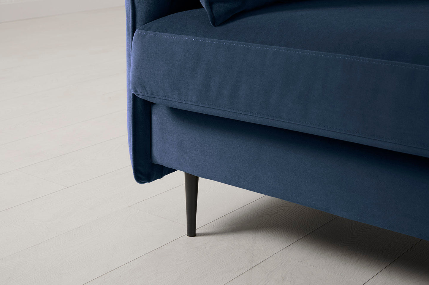Model 19 Dreisitzer Chaiselongue-Sofa (Links), Indigoblau