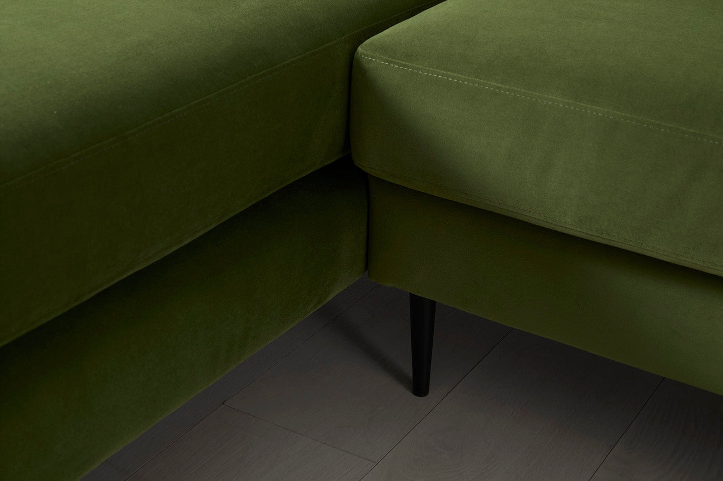 Model 19 3 Seater Left Chaise Sofa, Vine