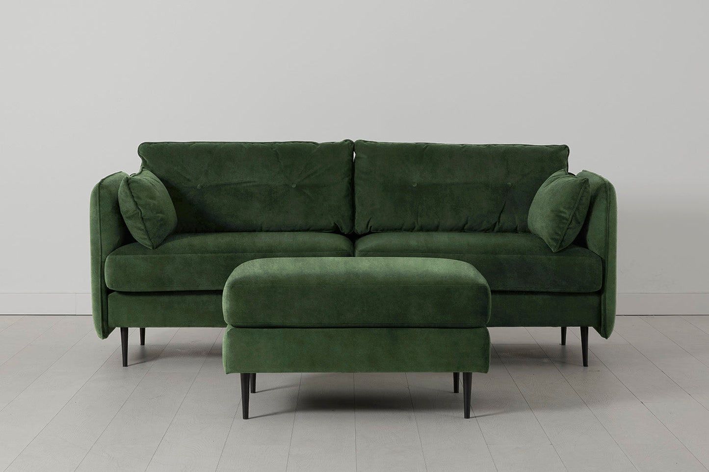 Model 19 Dreisitzer-Sofa mit Polsterhocker, Tannengrün