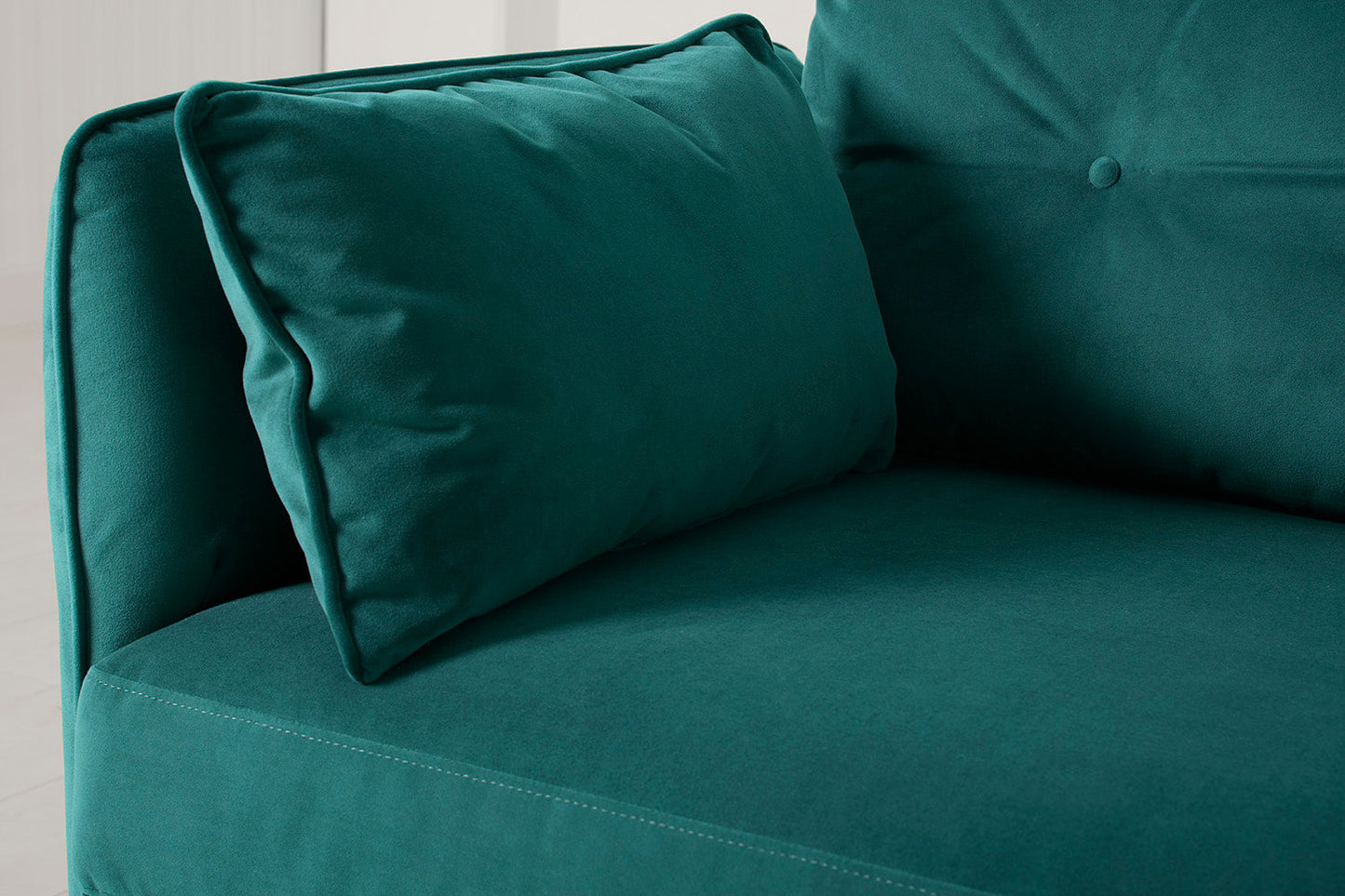Model 19 Zweisitzer-Sofa mit Polsterhocker, Eisvogelblau