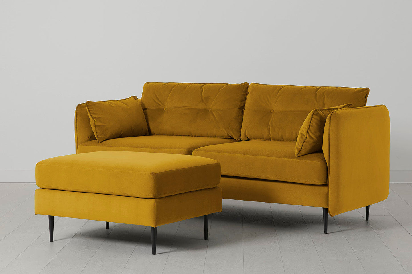 Model 19 Dreisitzer-Sofa, Senfgelb