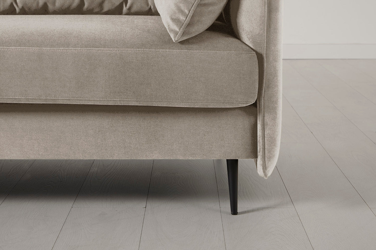 Model 19 Loveseat, Kreideweiß