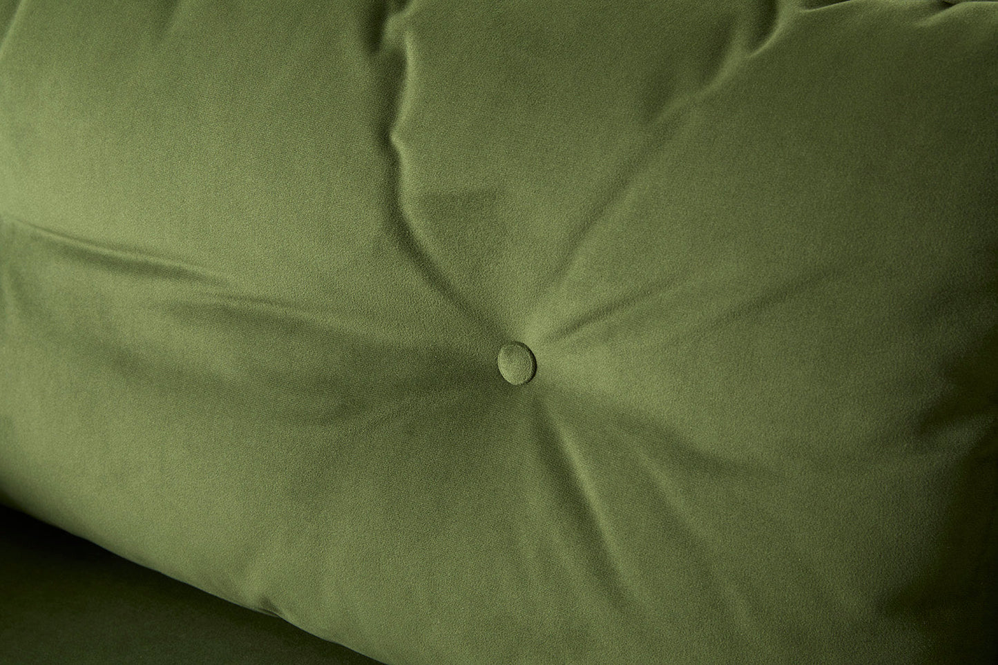 Model 19 Zweisitzer-Sofa mit Polsterhocker, Laubgrün